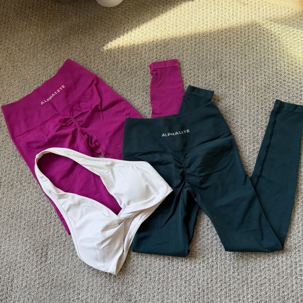 Alphalete Amplify Leggings (XS) and PcheeBum Halter Bra (S)